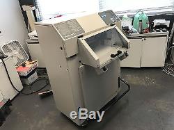 Challenge Titan 200 Programmable Hydraulic Paper Cutter 2004 Fully-Serviced