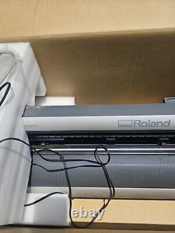 Roland CAMM-1 Servo GX-24 Desktop Vinyl Cutter / Sign Maker