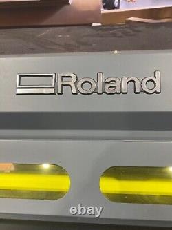 Roland LEC-540 VersaUV Print & Cut UV Printer/Cutter Working. Needs heads