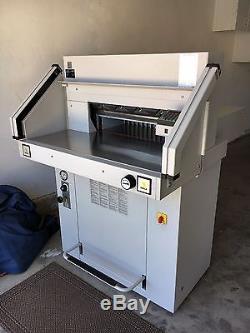 Triumph Automatic Hydraulic Programmable Paper Cutter Model 5551-EP